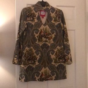 Beautiful tunic with horse detail